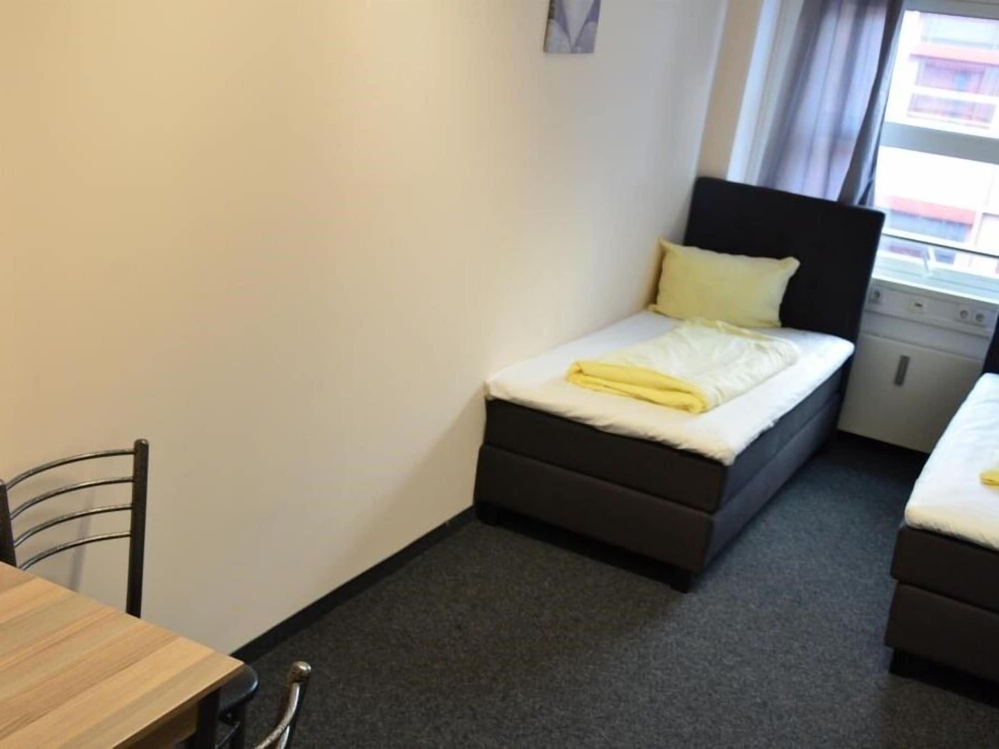 Low Budget Hostel Мюнхен Екстер'єр фото
