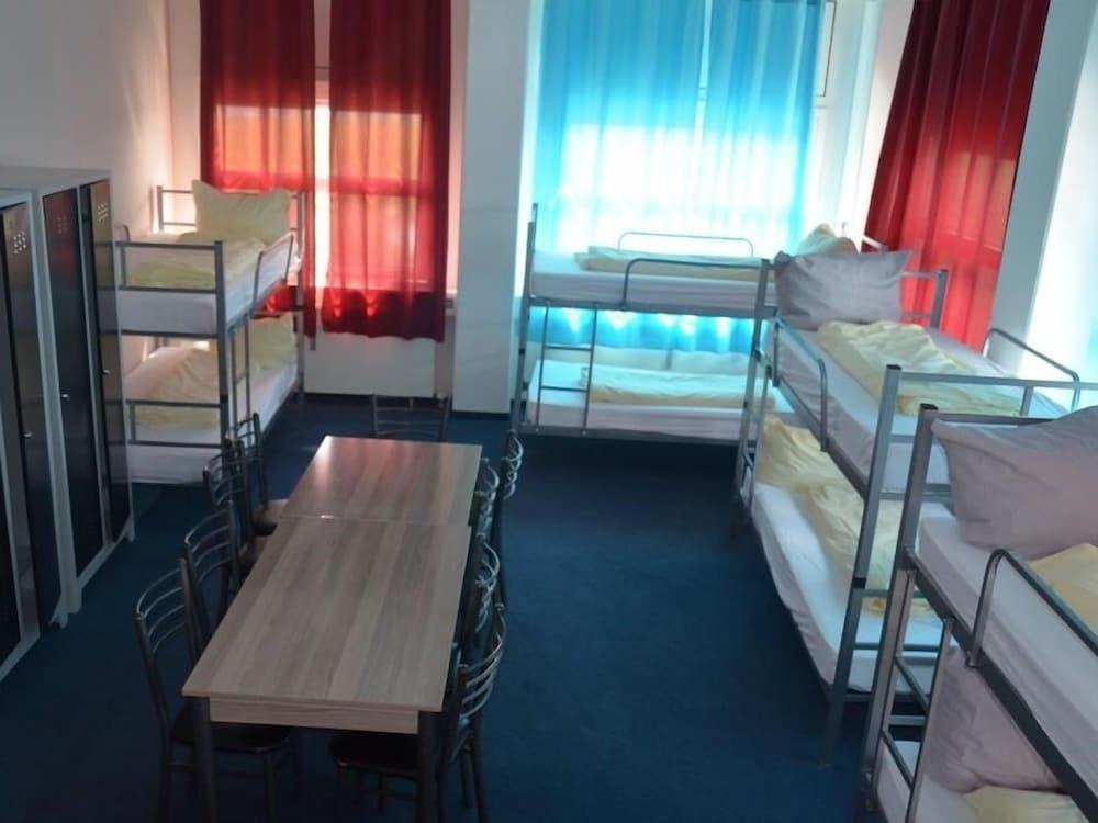 Low Budget Hostel Мюнхен Екстер'єр фото