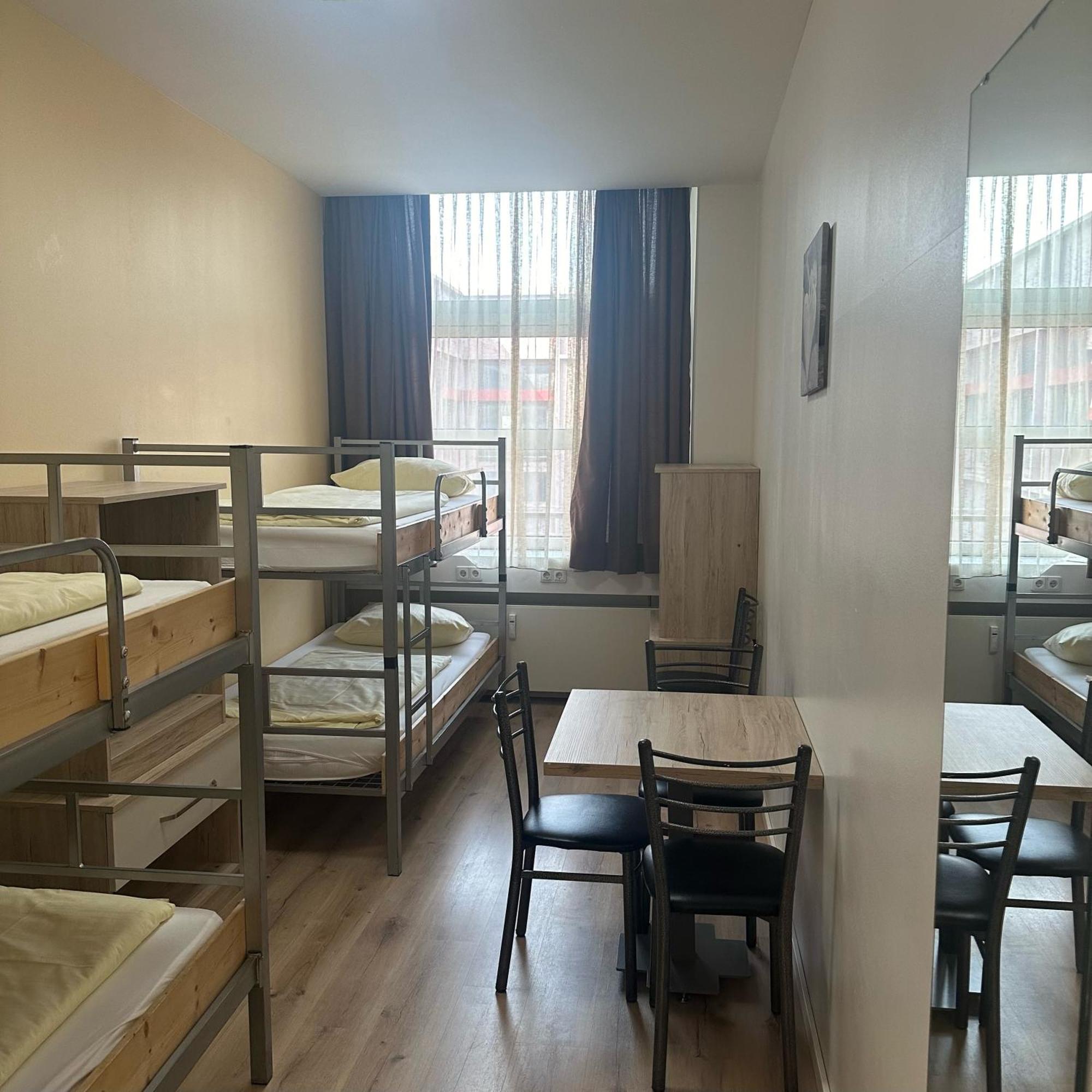 Low Budget Hostel Мюнхен Екстер'єр фото
